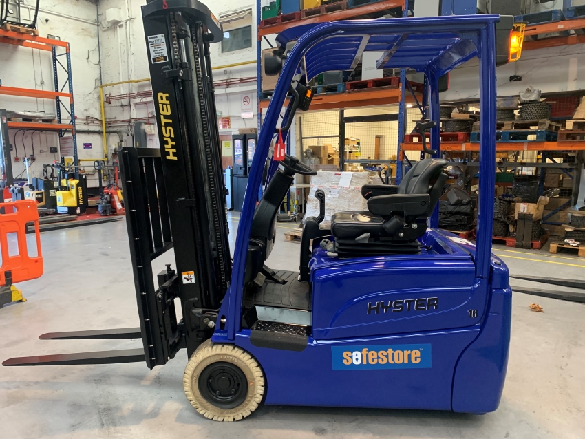 Safestore chooses fully refurbished forklifts from Hiremech for equipment upgrade